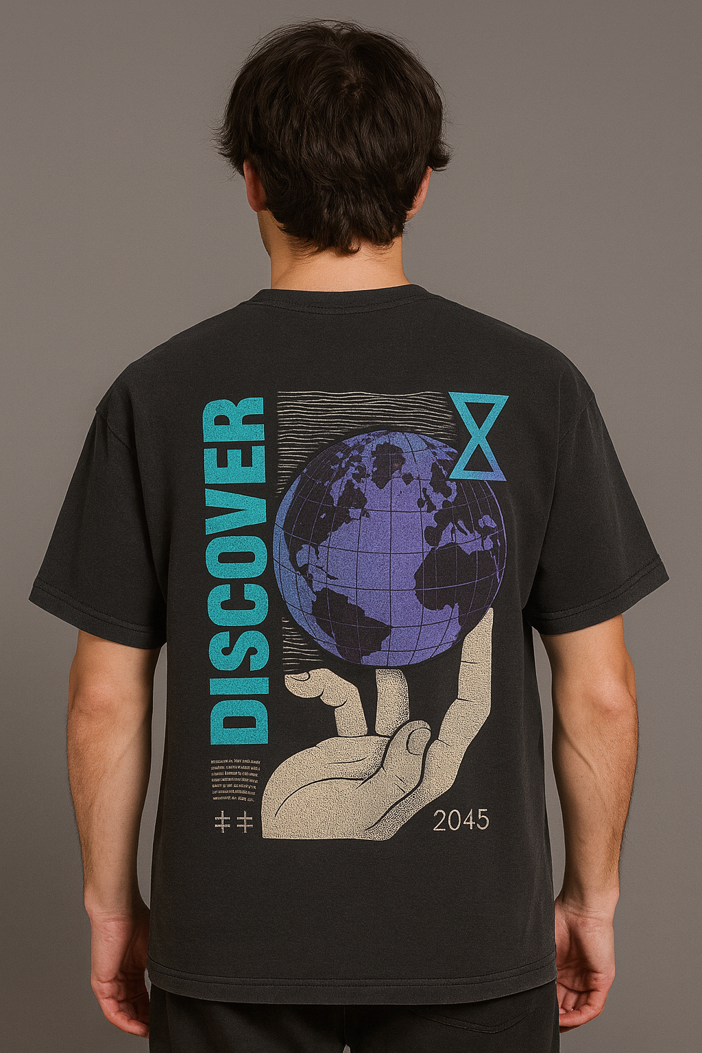 DISCOVER Oversized Tee – (Black)